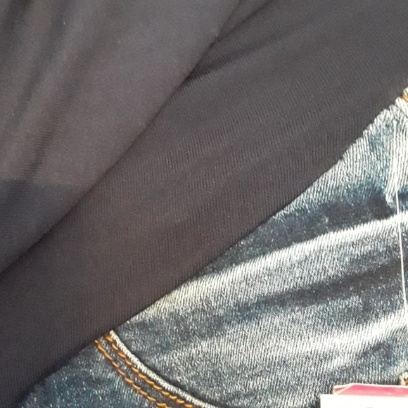 Maternity Jeans - Picture 8 of 8